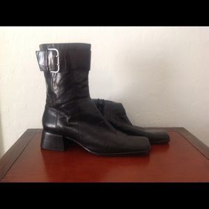 Ankle square toe boot 9 west